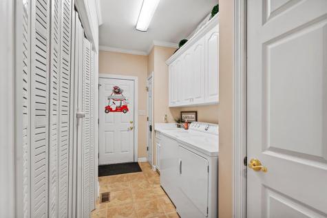 228 Compass Point Ninety Six SC 29666