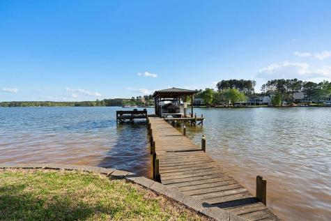 228 Compass Point Ninety Six SC 29666