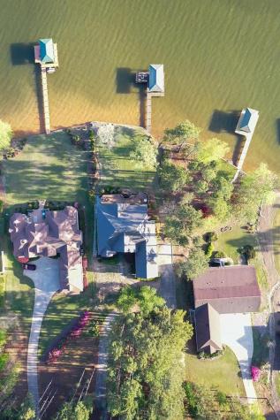 228 Compass Point Ninety Six SC 29666
