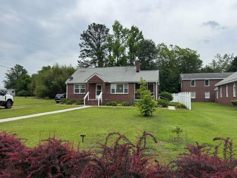 422 Savannah St E Calhoun Falls SC 29628
