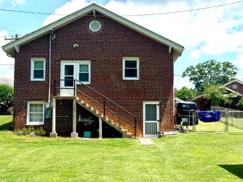 402 Sirrine Street Ninety Six SC 29666