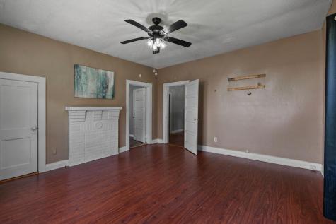 21 Dairy Street Greenwood SC 29692