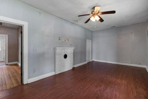 21 Dairy Street Greenwood SC 29692