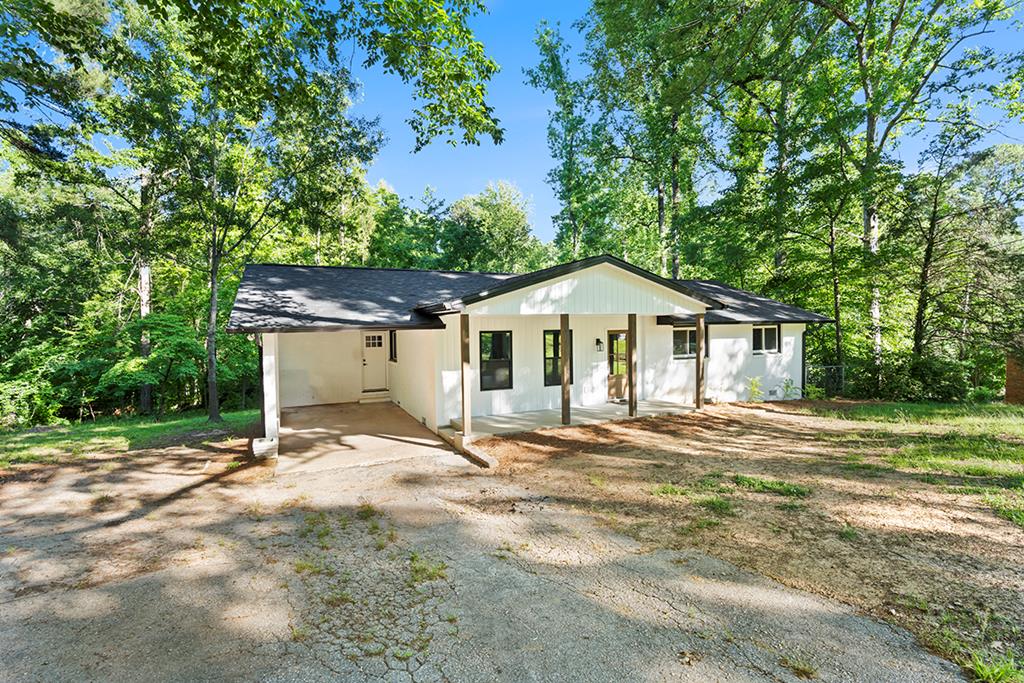 407 Beechwood Circle Greenwood SC 29646