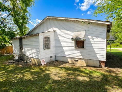 933 Anderson Street Calhoun Falls SC 29628