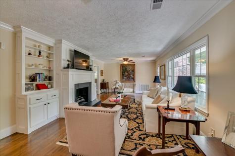 215 Barnard Ave SE Aiken SC 29801