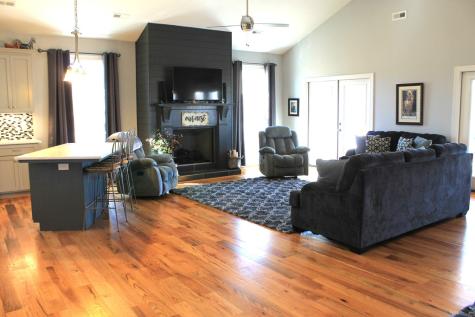 222 Gardenia Drive Ninety Six SC 29666