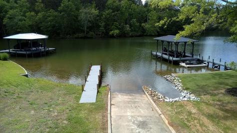 222 Gardenia Drive Ninety Six SC 29666