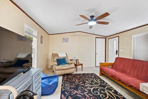 12 Twin Oaks Road Waterloo SC 29384