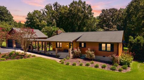 824 Wall Street Iva SC 29625