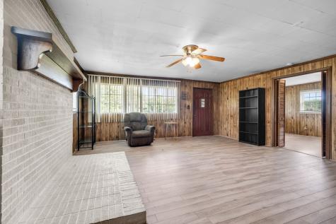 6217 Highway 25 N Hodges SC 29653