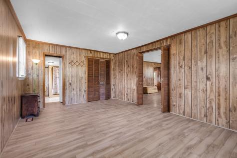 6217 Highway 25 N Hodges SC 29653