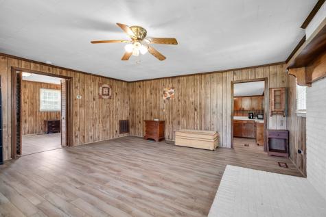 6217 Highway 25 N Hodges SC 29653