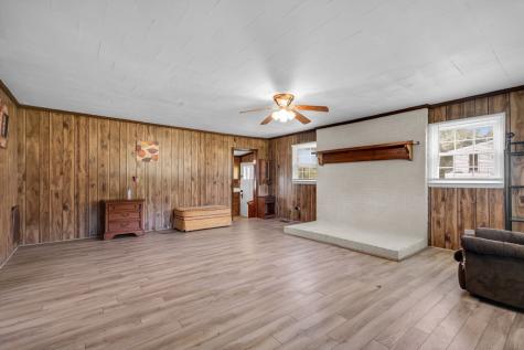 6217 Highway 25 N Hodges SC 29653