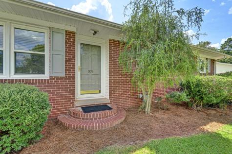 109 Hitt Street Greenwood SC 29649