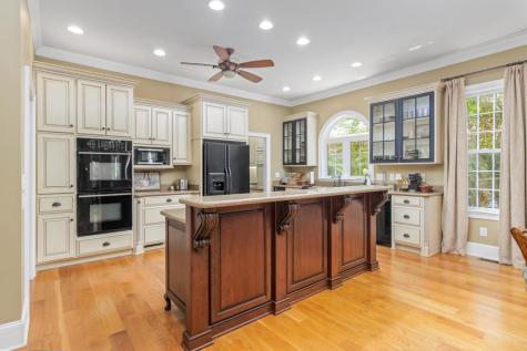 802 N Main Street Abbeville SC 29620