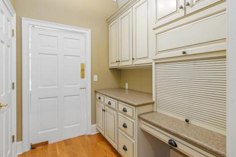 802 N Main Street Abbeville SC 29620