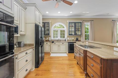 802 N Main Street Abbeville SC 29620