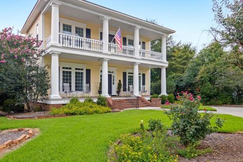 802 N Main Street Abbeville SC 29620