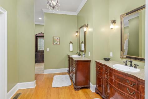 802 N Main Street Abbeville SC 29620