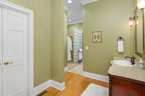 802 N Main Street Abbeville SC 29620