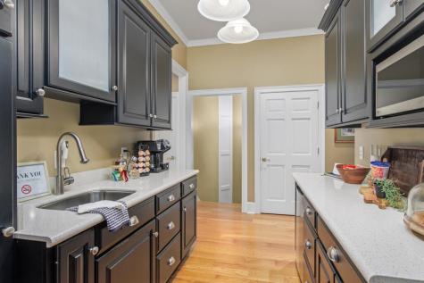 802 N Main Street Abbeville SC 29620