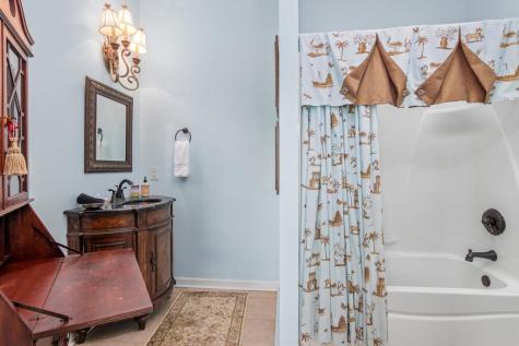 802 N Main Street Abbeville SC 29620
