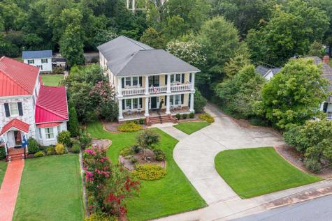 802 N Main Street Abbeville SC 29620
