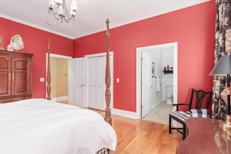 802 N Main Street Abbeville SC 29620