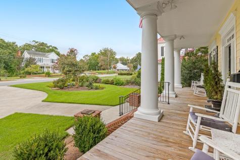 802 N Main Street Abbeville SC 29620