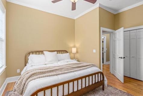 802 N Main Street Abbeville SC 29620