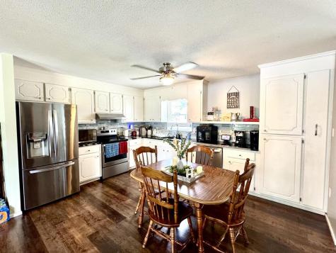 517 Lake Shore Drive Iva SC 29655