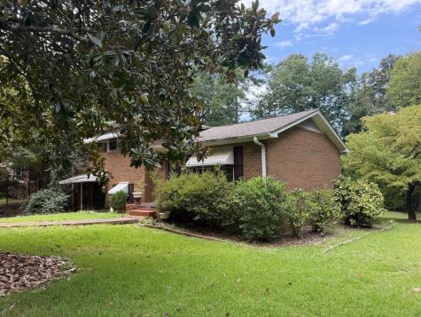 307 N Bethune Street Greenwood SC 29646