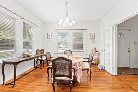 206 Laurel Ave., E Greenwood SC 29646
