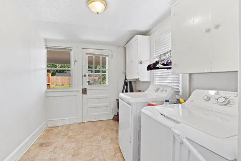 206 Laurel Ave., E Greenwood SC 29646