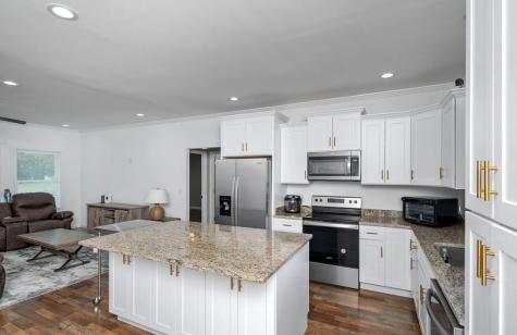 315 Broad Street W Iva SC 29655