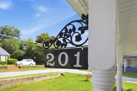 201 Wardlaw Street Abbeville SC 29620