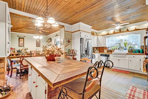 506 N Main Street Abbeville SC 29620