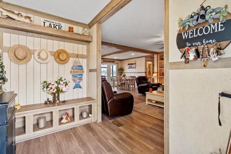 61 Square Grove Road Waterloo SC 29384