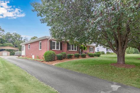 204 Byrnes Avenue Abbeville SC 29620