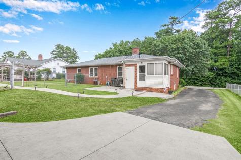 204 Byrnes Avenue Abbeville SC 29620