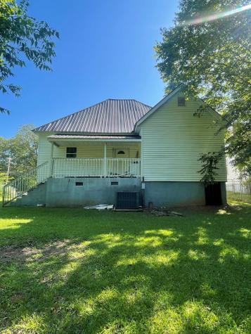 200 Whitehall Street Abbeville SC 29620