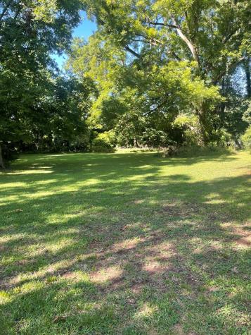 200 Whitehall Street Abbeville SC 29620