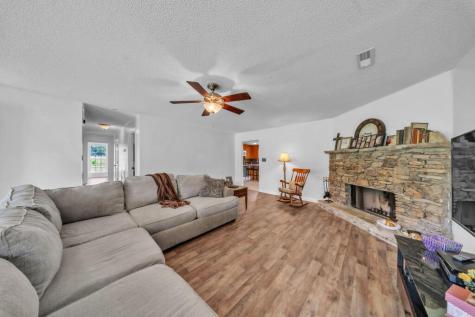 43 Sullivan Circle Donalds SC 29638