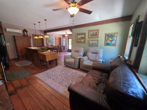 1020 Barnett Cross Hill SC 29332