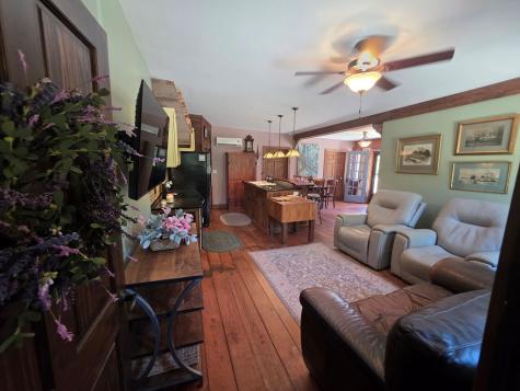 1020 Barnett Cross Hill SC 29332