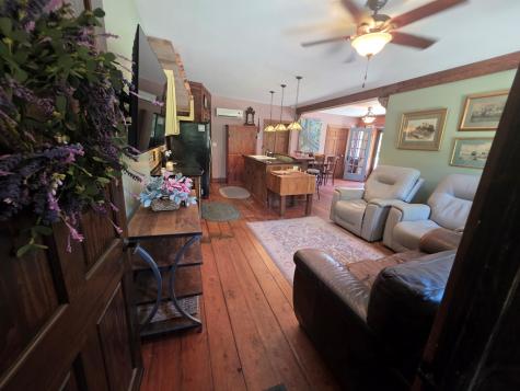 1020 Barnett Cross Hill SC 29332