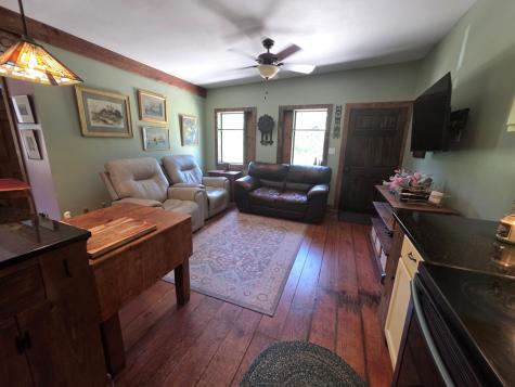 1020 Barnett Cross Hill SC 29332