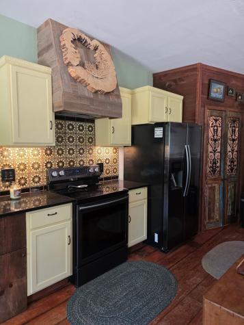 1020 Barnett Cross Hill SC 29332
