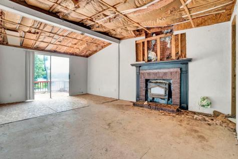 907 Lakeshore Drive Cross Hill SC 29332